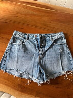 Dynamite Light Blue Distressed Denim Shorts